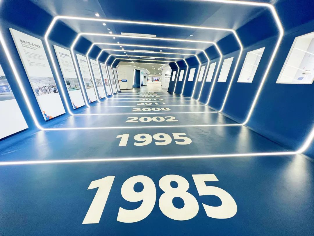 時光廊.jpg 時光廊.jpg