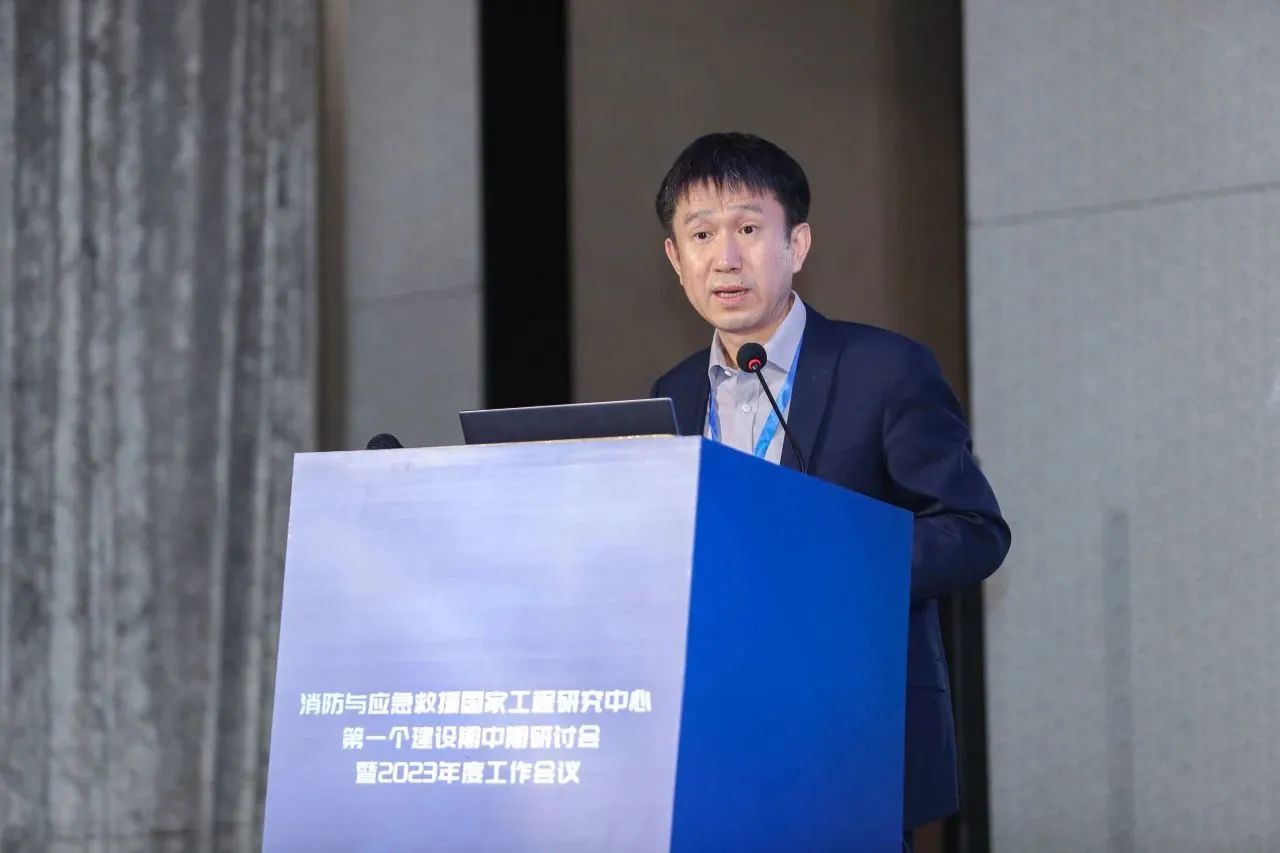 28118d36a7eb880ffadde85411d7dd64.jpg 28118d36a7eb880ffadde85411d7dd64.jpg