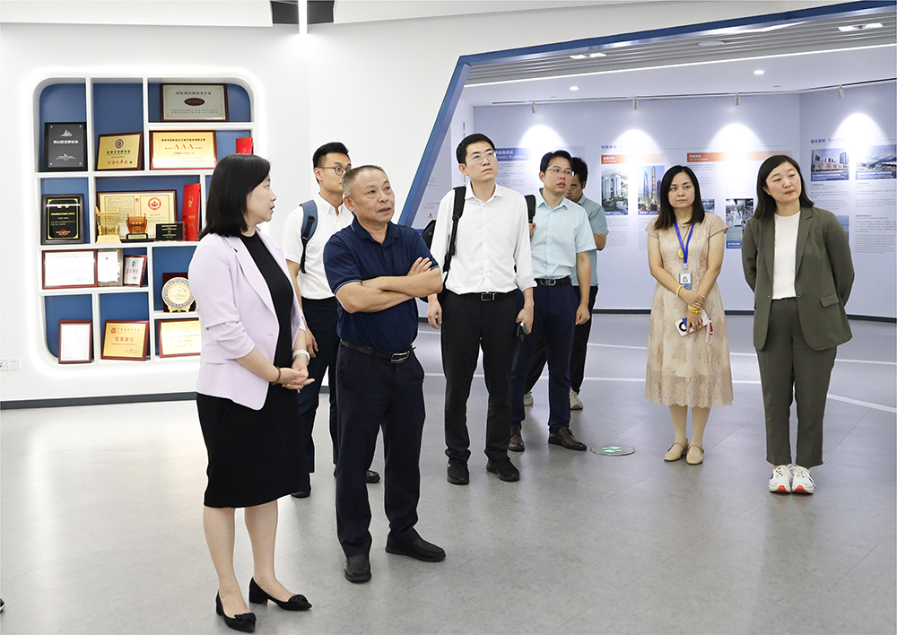 IMG_6702.JPG IMG_6702.JPG